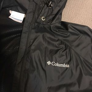 Columbia Rain Jacket/Windbreaker
